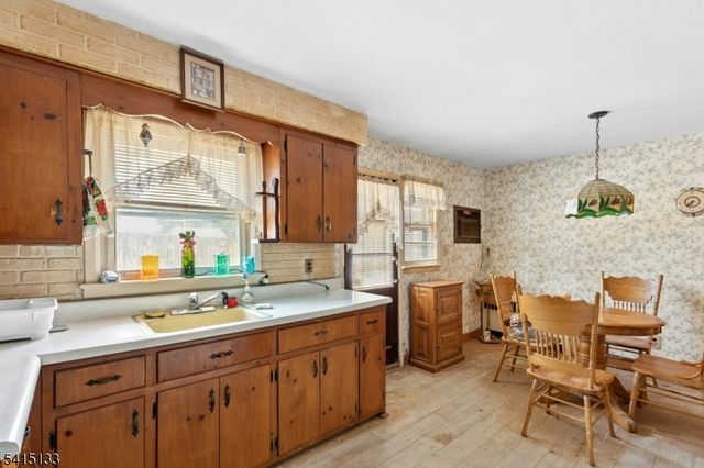 104 Warrenville Rd, Green Brook Twp., NJ 08812