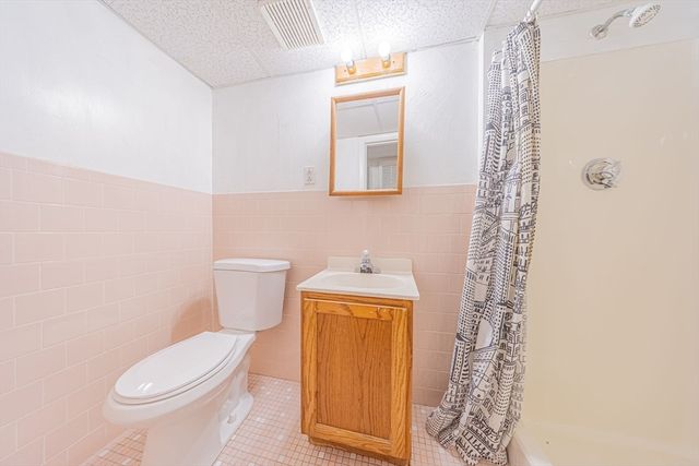 4 Rowe Ct 4, Boston, MA 02131