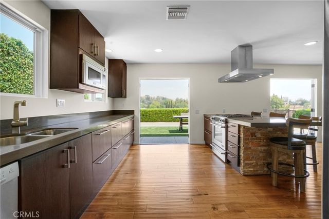 7148 Gateshead, West Hills, CA 91307