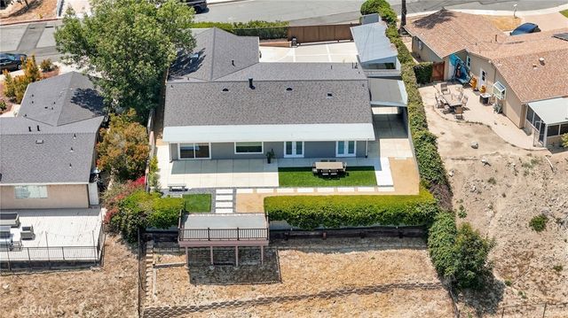 7148 Gateshead, West Hills, CA 91307