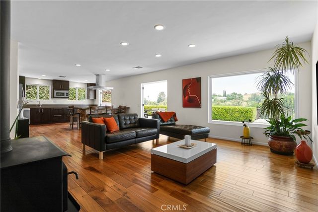 7148 Gateshead, West Hills, CA 91307