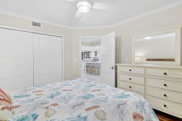 33 Comares Ave 203, St Augustine, FL 32080