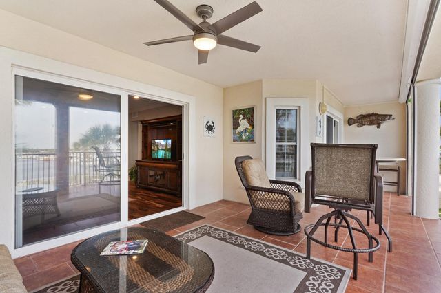 33 Comares Ave 203, St Augustine, FL 32080