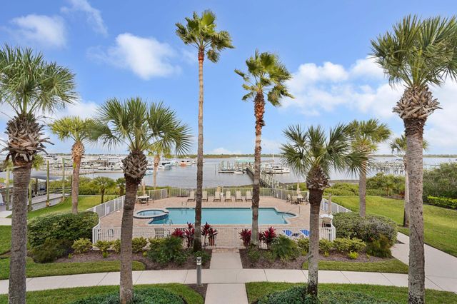 33 Comares Ave 203, St Augustine, FL 32080