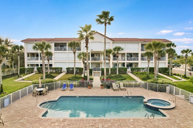 33 Comares Ave 203, St Augustine, FL 32080