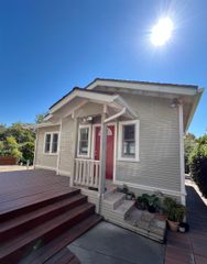 2438 MARTIN LUTHER KING JR WAY, Berkeley, CA 94704