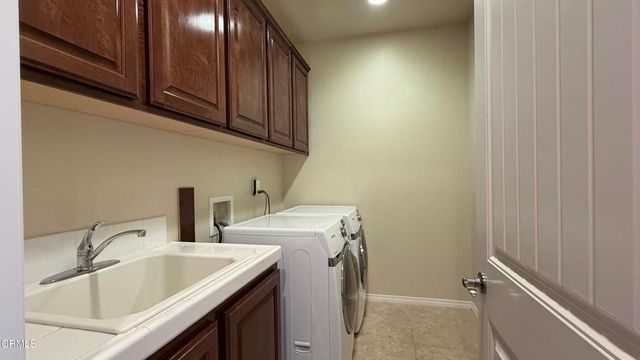 62 W Avenida De Los Arboles, Thousand Oaks, CA 91360