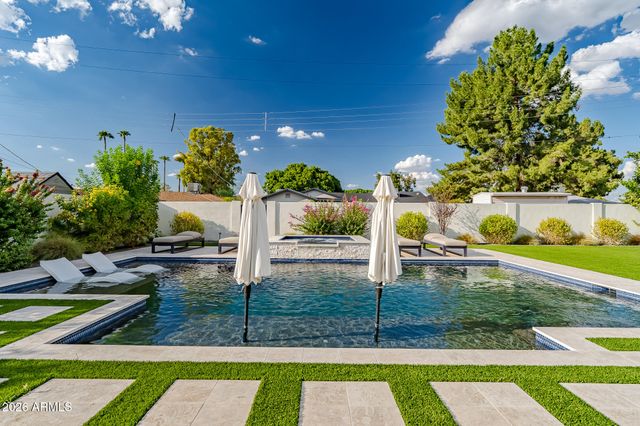4608 E WILSHIRE Drive, Phoenix, AZ 85008