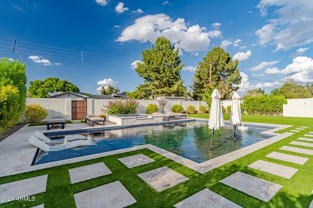 4608 E WILSHIRE Drive, Phoenix, AZ 85008