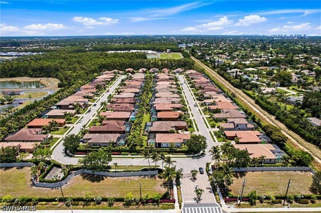 15850 Secoya Reserve CIR, Naples, FL 34110