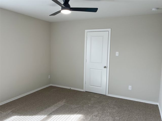 4702 Elite Drive, Sanger, TX 76266