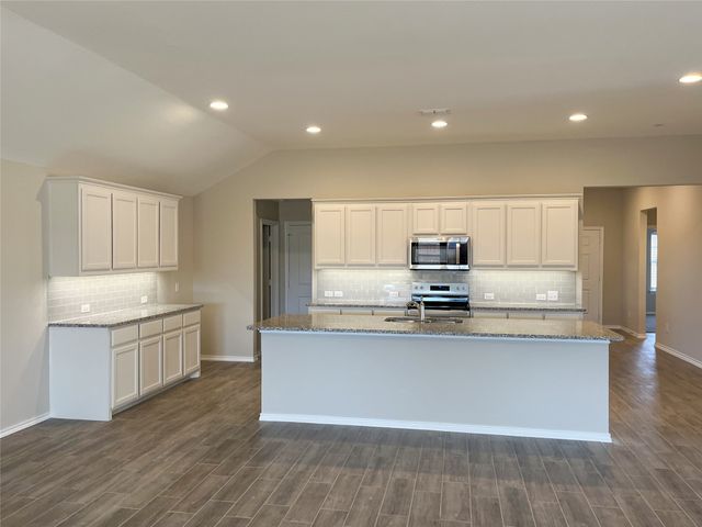 4702 Elite Drive, Sanger, TX 76266