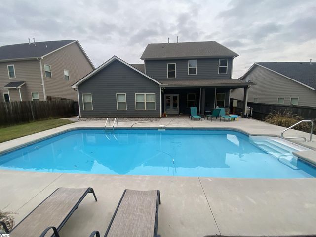 132 Sandpine Way, Greer, SC 29651