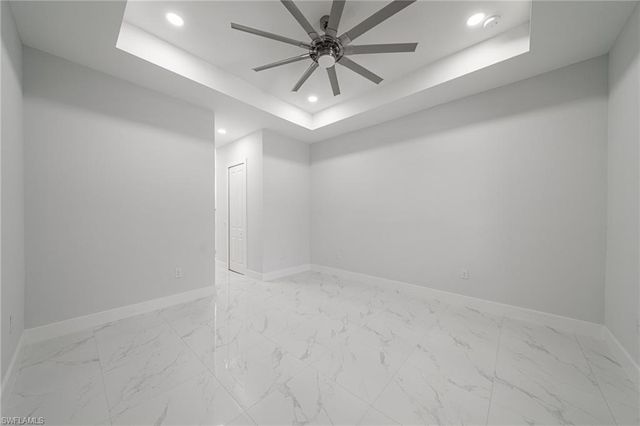 212 SW 19th TER, Cape Coral, FL 33991