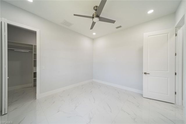 212 SW 19th TER, Cape Coral, FL 33991