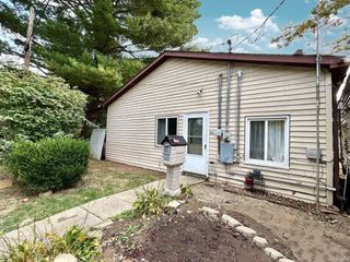 1209 W Cottage Grove Avenue, Bloomington, IN 47404