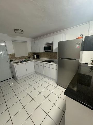 324 CALLE PALACIOS 1, San Juan, PR 00915