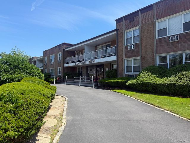 601 Chestnut Street A-15, Cedarhurst, NY 11516