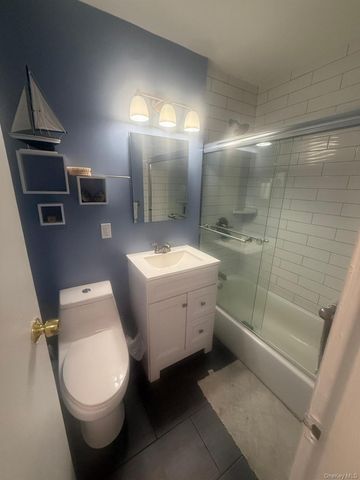 601 Chestnut Street A-15, Cedarhurst, NY 11516