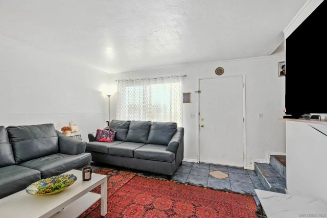 5725 Linda Vista Road 4, San Diego, CA 92110