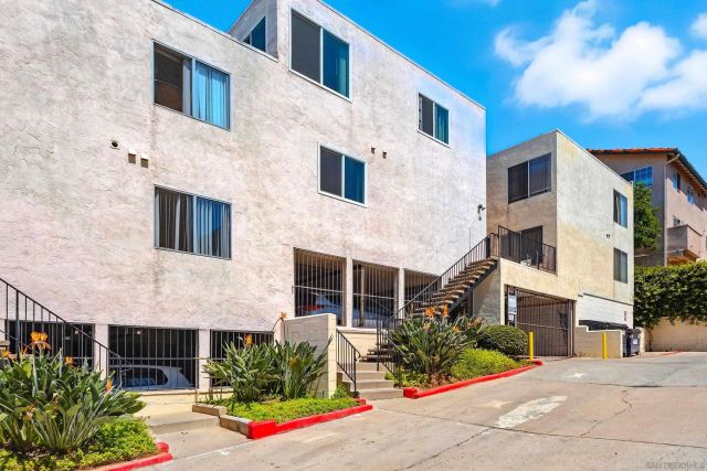 5725 Linda Vista Road 4, San Diego, CA 92110