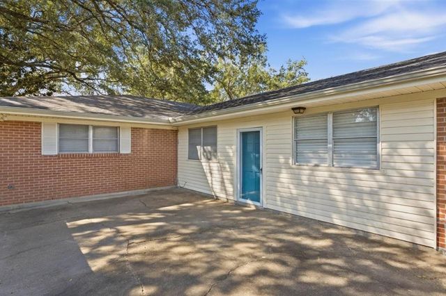 2131 22nd Street, Lake Charles, LA 70601