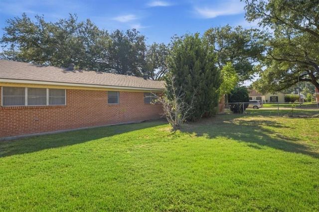 2131 22nd Street, Lake Charles, LA 70601