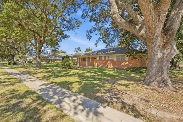 2131 22nd Street, Lake Charles, LA 70601