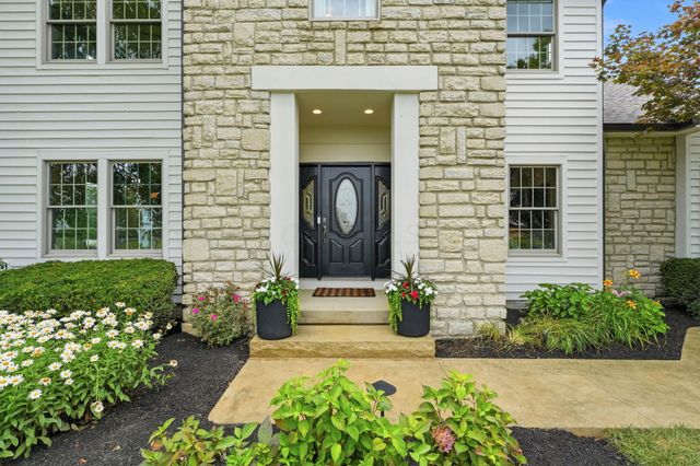 1835 Dixon Road, Blacklick, OH 43004