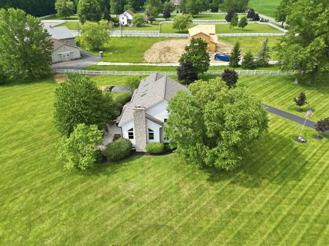 1835 Dixon Road, Blacklick, OH 43004