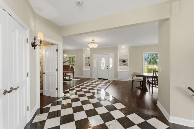 1835 Dixon Road, Blacklick, OH 43004