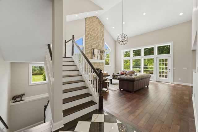 1835 Dixon Road, Blacklick, OH 43004