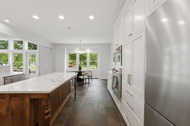 1835 Dixon Road, Blacklick, OH 43004