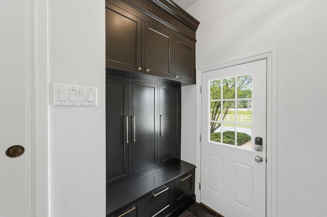 1835 Dixon Road, Blacklick, OH 43004