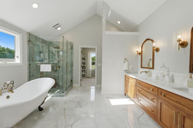 1835 Dixon Road, Blacklick, OH 43004