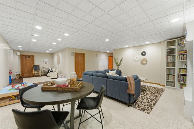 1835 Dixon Road, Blacklick, OH 43004