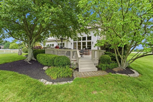 1835 Dixon Road, Blacklick, OH 43004