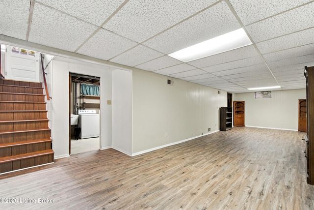 2516 Tregaron Ave, Jeffersontown, KY 40299