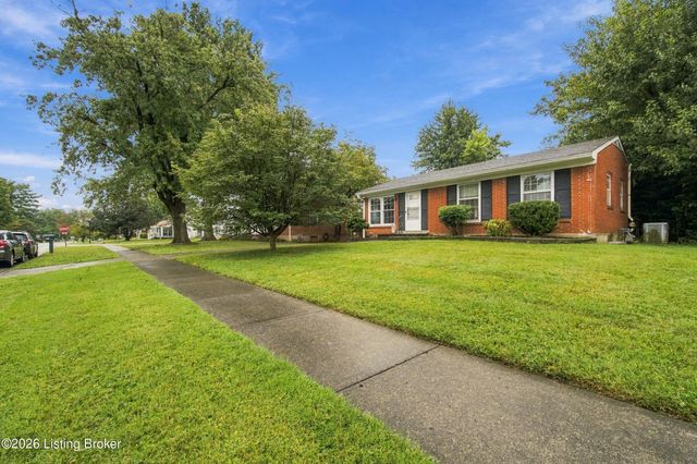 2516 Tregaron Ave, Jeffersontown, KY 40299