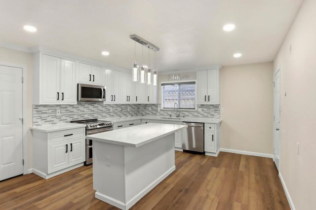 215 Eastman Street, Hayward, CA 94544