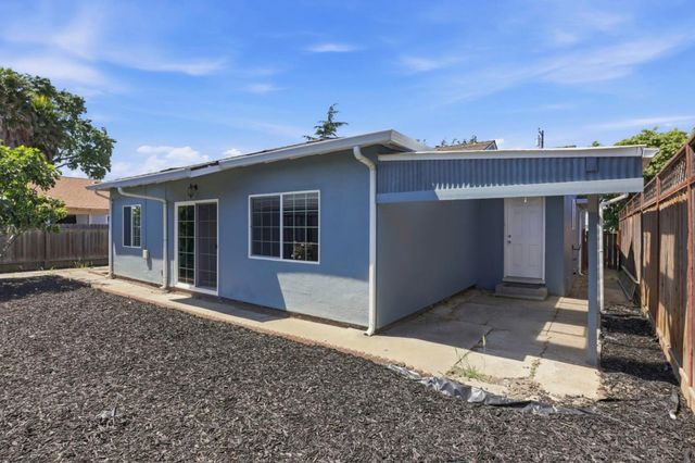 215 Eastman Street, Hayward, CA 94544