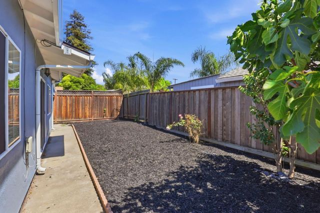 215 Eastman Street, Hayward, CA 94544