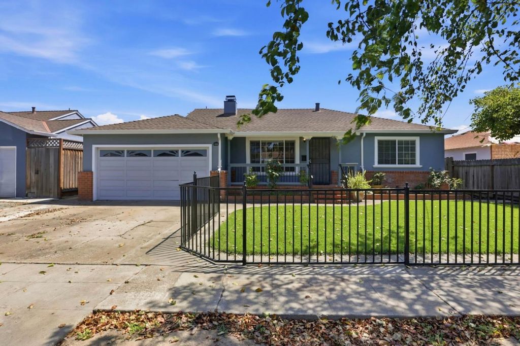 215 Eastman Street, Hayward, CA 94544