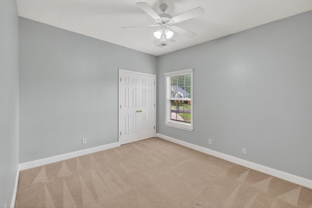 502 Scenic Oak Dr, Moore, SC 29369