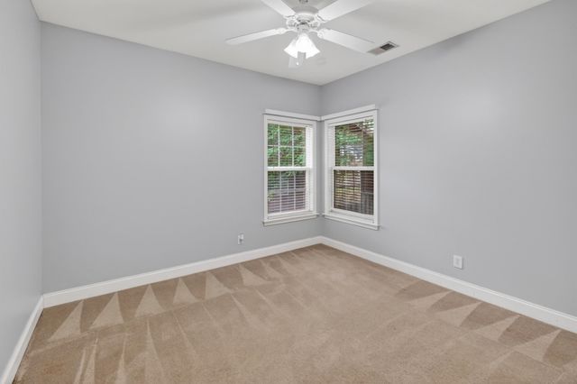 502 Scenic Oak Dr, Moore, SC 29369