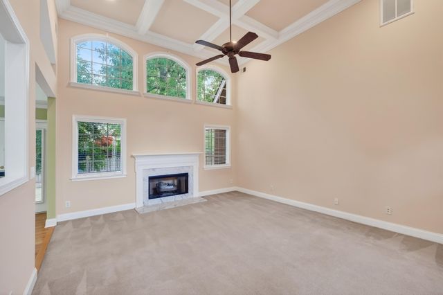 502 Scenic Oak Dr, Moore, SC 29369