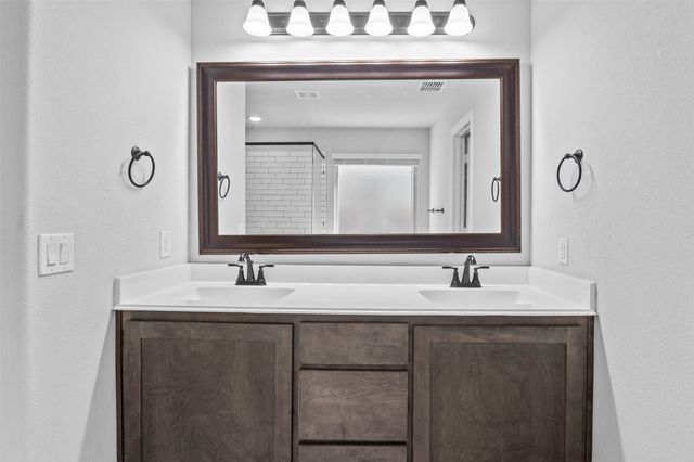 3902 Holly Springs Lane, Kaufman, TX 75142