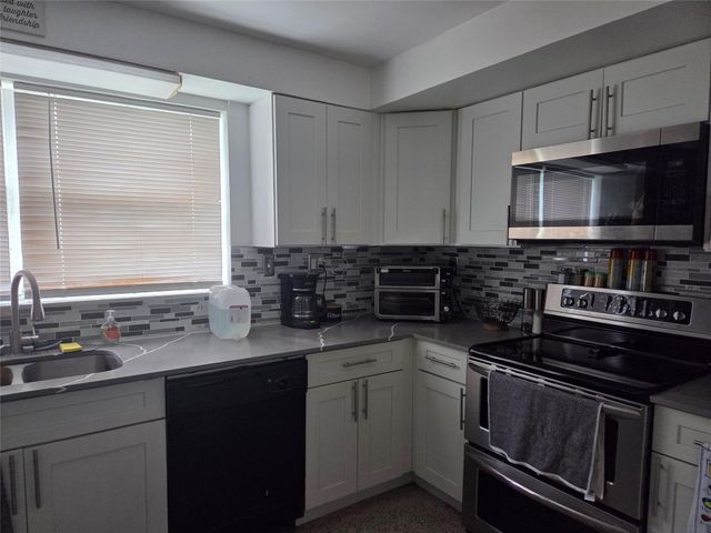 2630 SW 49th Ct, Fort Lauderdale, FL 33312