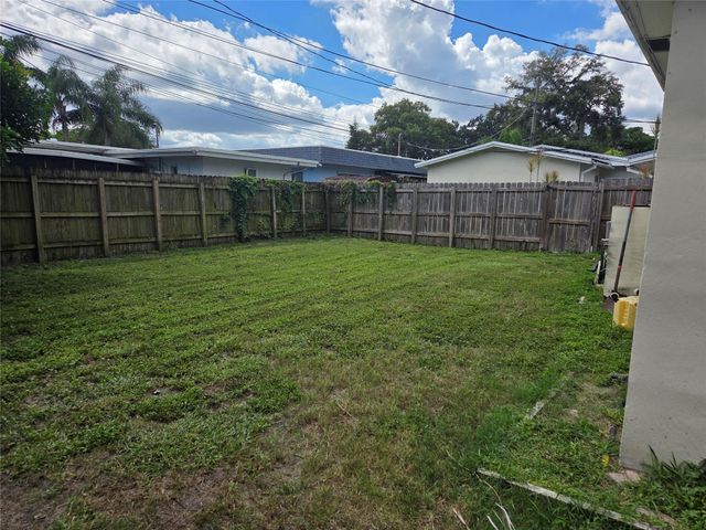 2630 SW 49th Ct, Fort Lauderdale, FL 33312