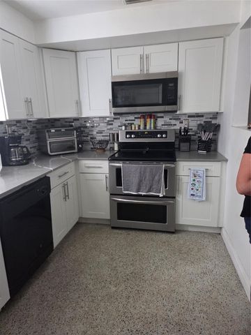 2630 SW 49th Ct, Fort Lauderdale, FL 33312